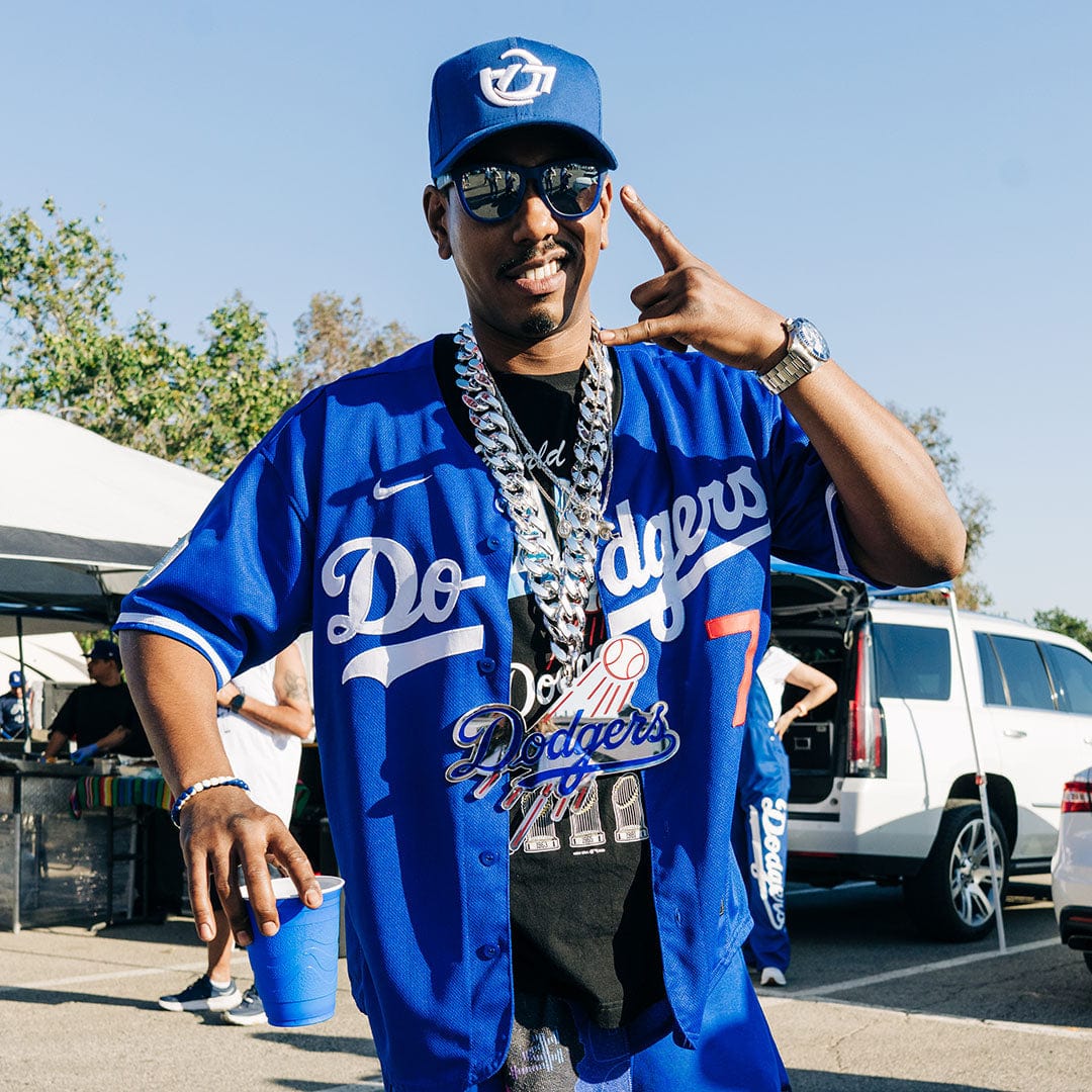 Los Angeles Dodgers Script MLB Chromatic Turnover Chain - Image 4
