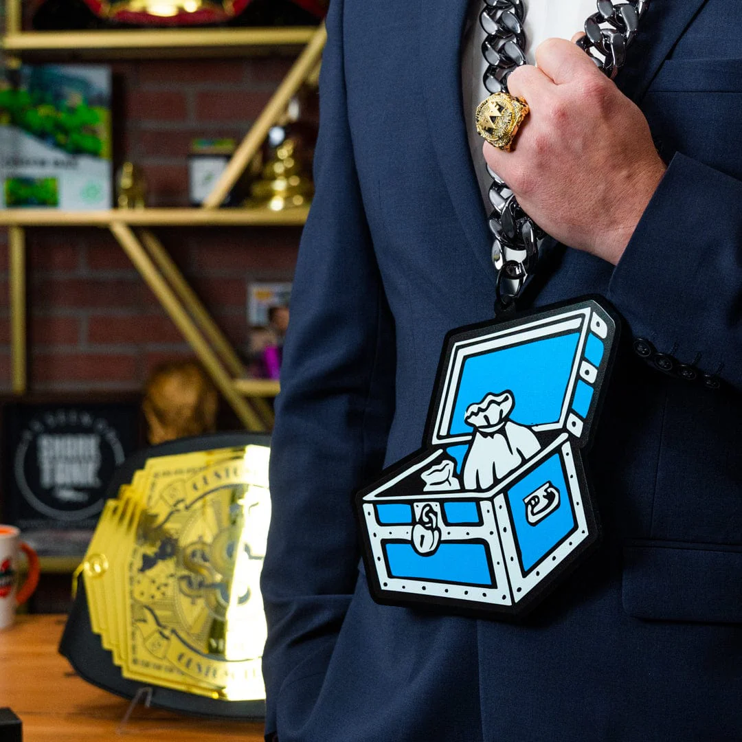 Monopoly Treasure Chest Chromatic Chain - Image 3