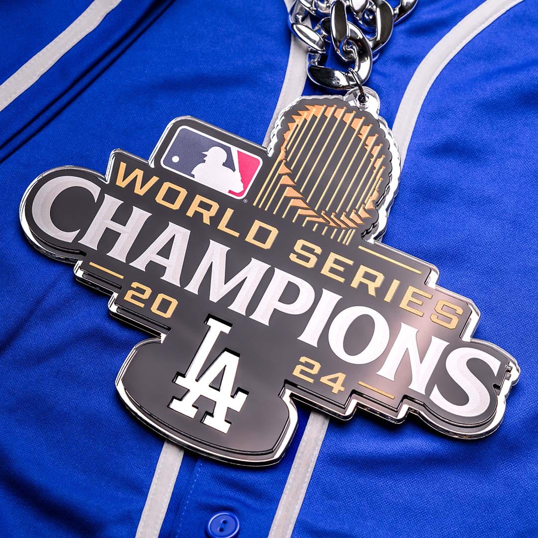 2024 World Series LA Dodgers MLB Chromatic Turnover Chain - Image 4